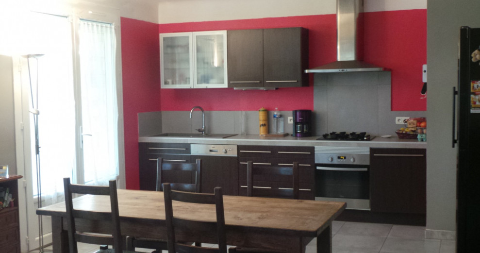 MONTEUX ( 84170) Villa rdc + 1 étage - 7 pièces - 185 m2